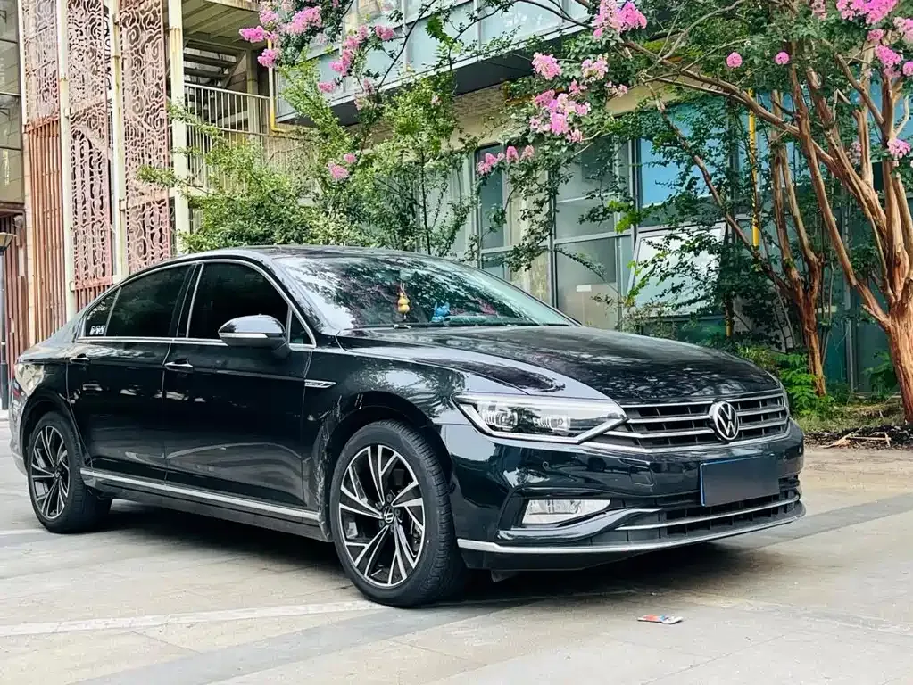 Volkswagen Magotan 2022 из CN, фото 7