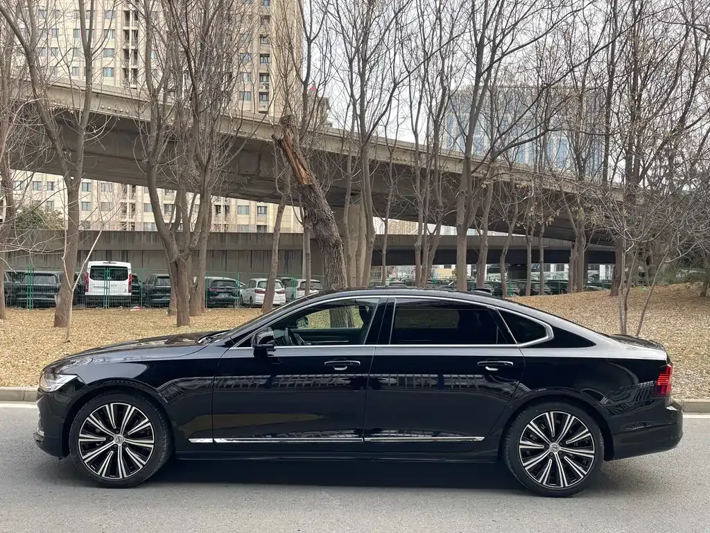 Volvo S90 2023 из CN, фото 7