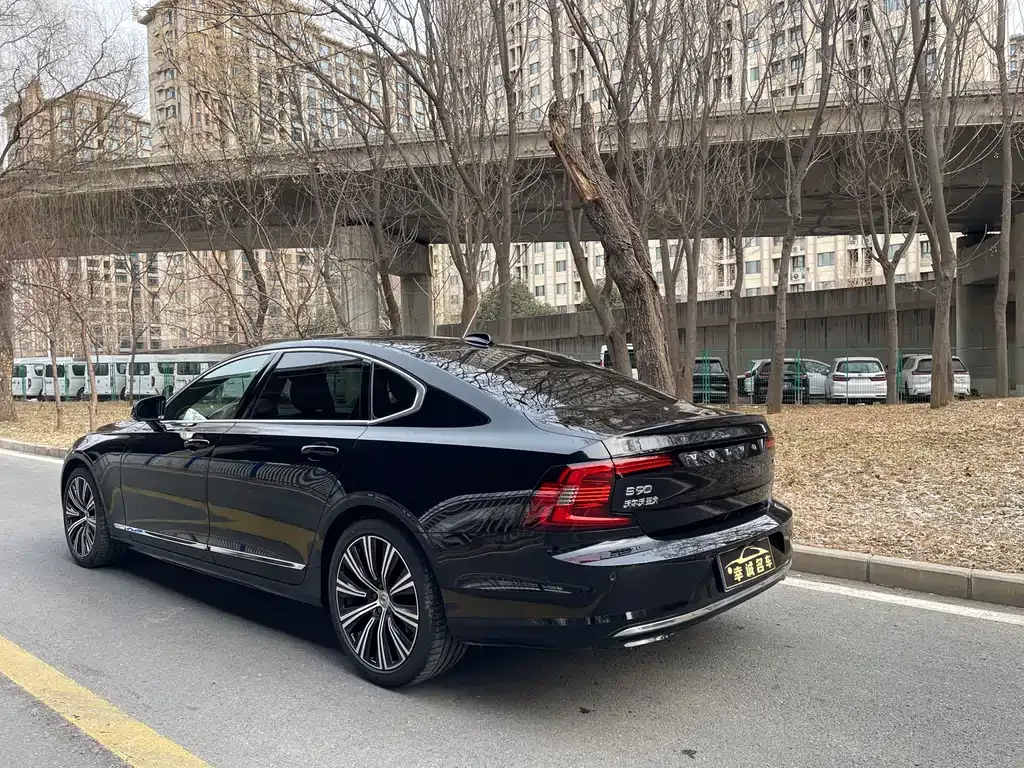 Volvo S90 2023 из CN, фото 9