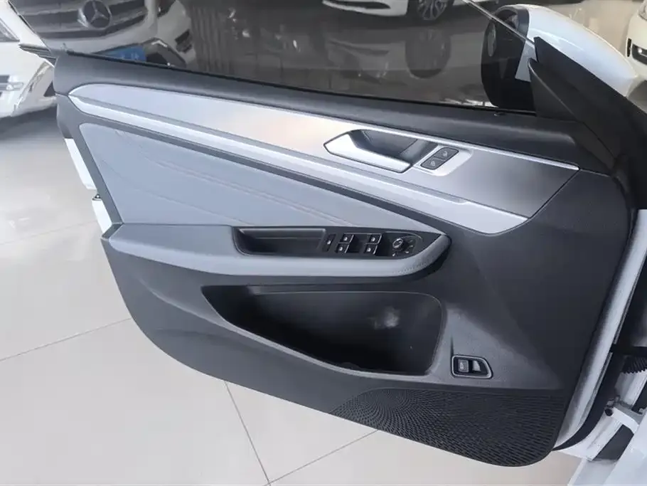 Volkswagen Lamando 2024 из CN, фото 5