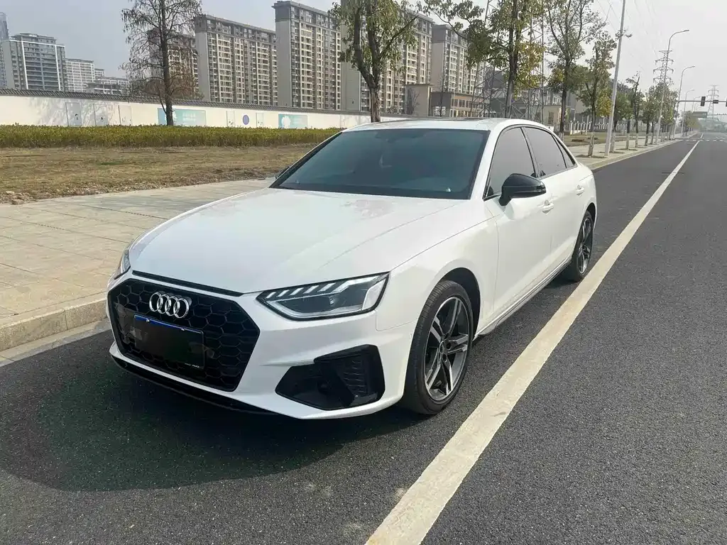 Audi A4L 2021 из CN, фото 1