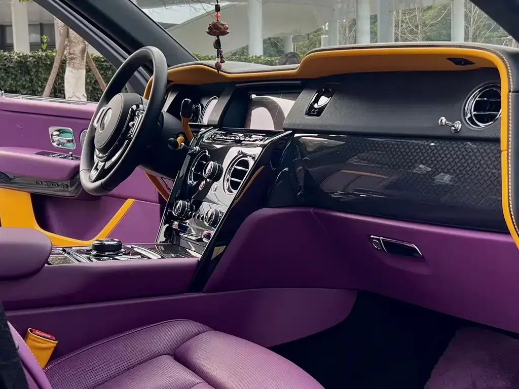 Rolls-Royce Cullinan 2023 из CN, фото 5