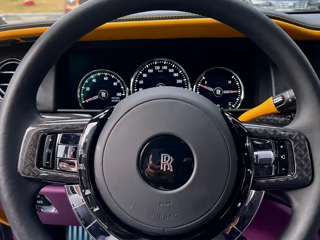 Rolls-Royce Cullinan 2023 из CN, фото 6