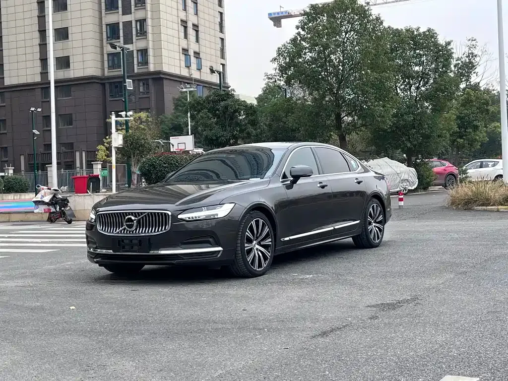 Volvo S90 2021 из CN, фото 1