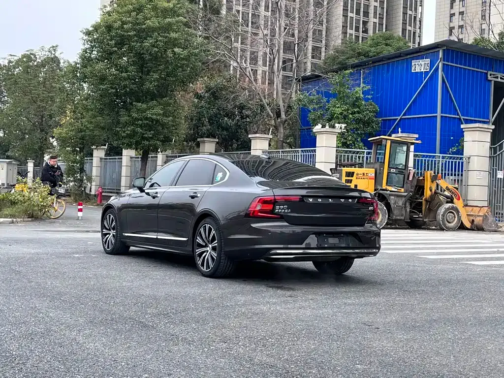 Volvo S90 2021 из CN, фото 9