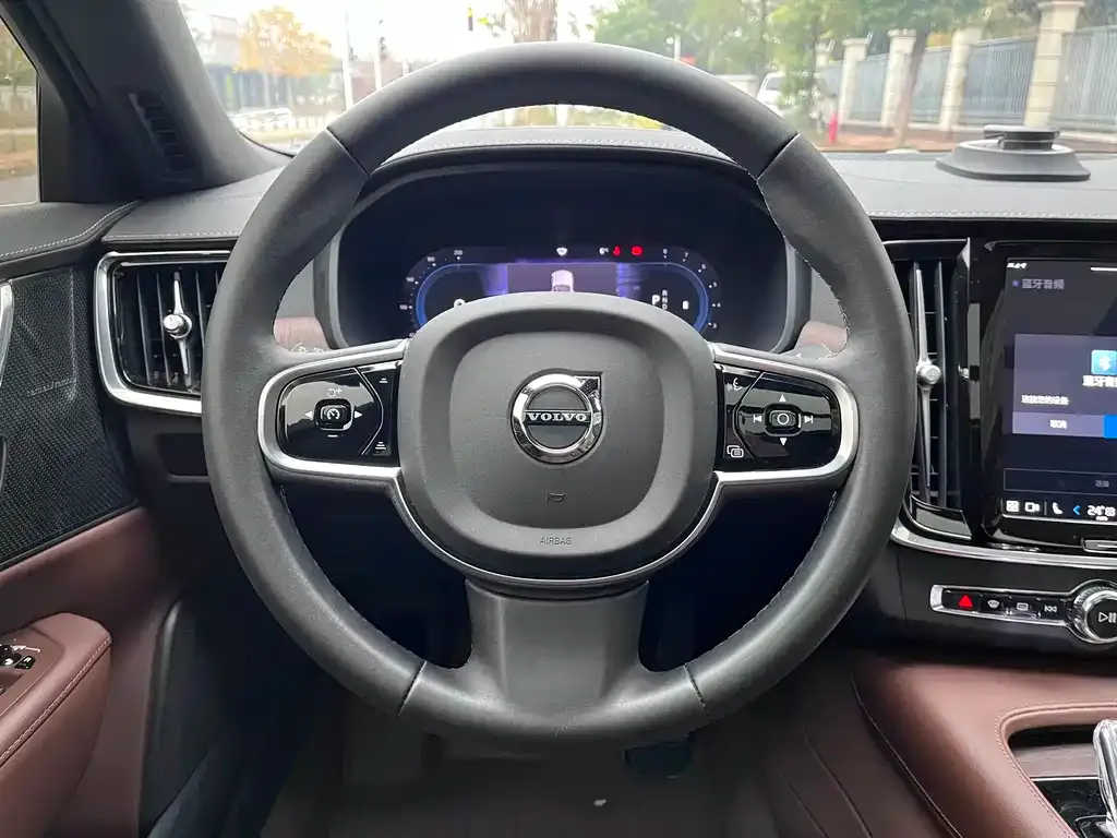 Volvo S90 2021 из CN, фото 5