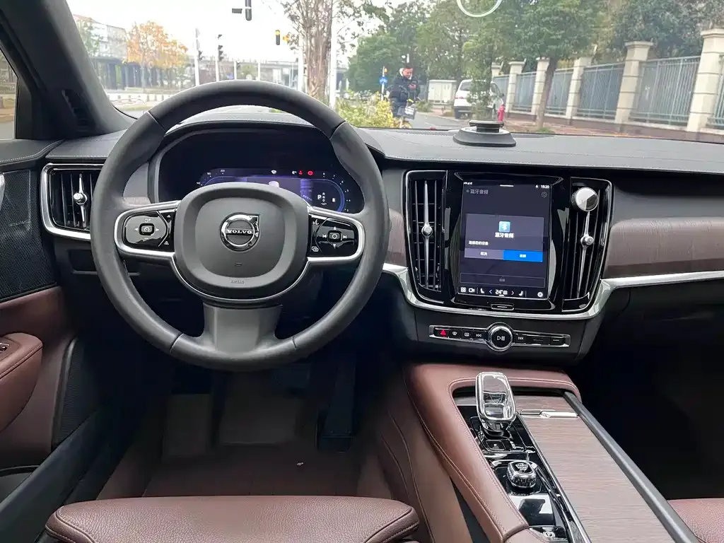 Volvo S90 2021 из CN, фото 2