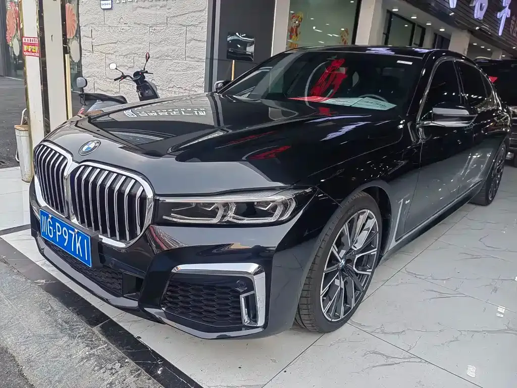 BMW 7 Series 2021 из CN, фото 1