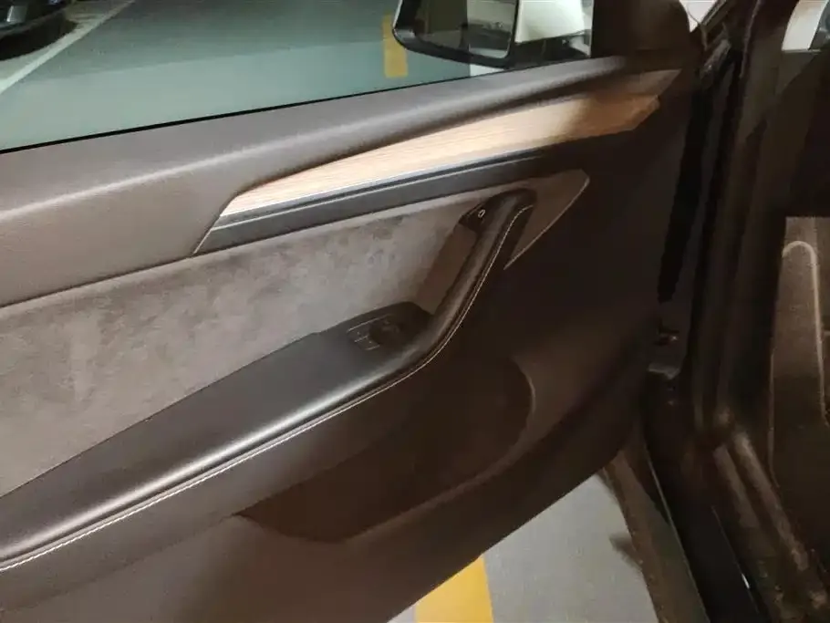 Tesla Model Y 2023 из CN, фото 3