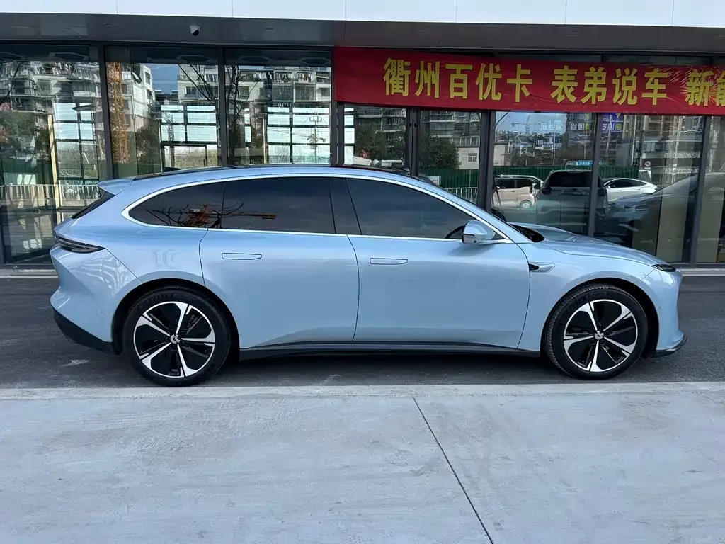 NIO ET5T 2024 из CN, фото 8