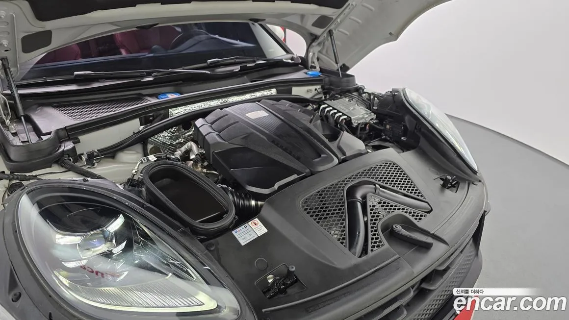 Porsche Macan 2022 из KR, фото 9