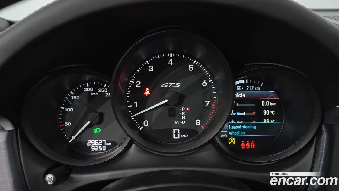 Porsche Macan 2022 из KR, фото 2