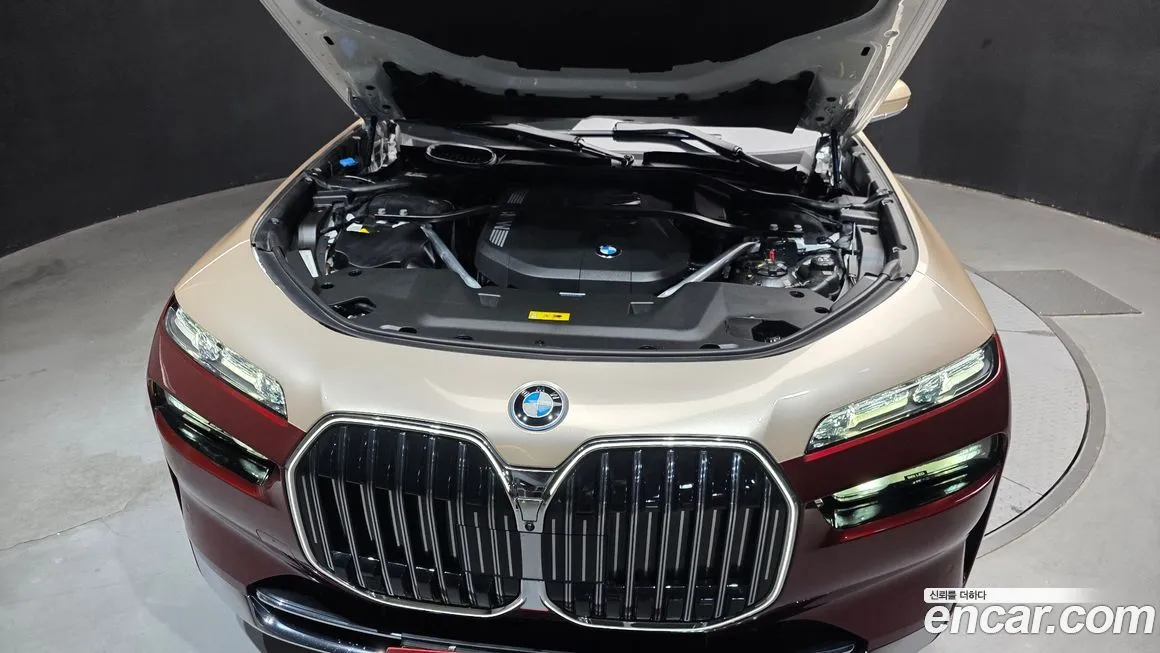 BMW 7-Series 2023 из KR, фото 8
