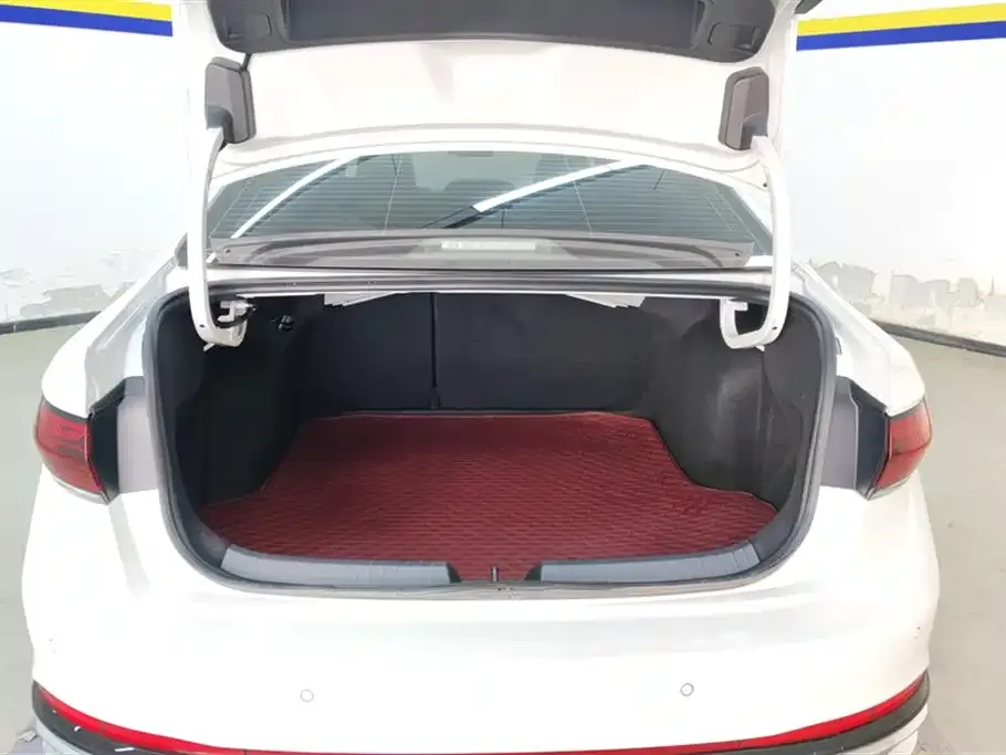 Volkswagen Sagitar 2023 из CN, фото 9