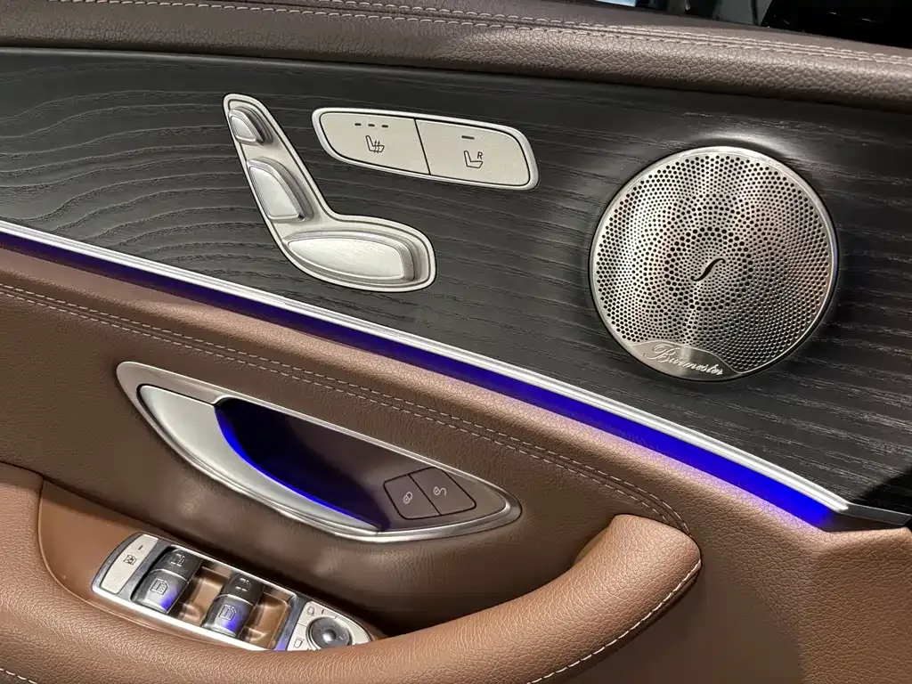 Mercedes-Benz E-Class 2022 из CN, фото 4