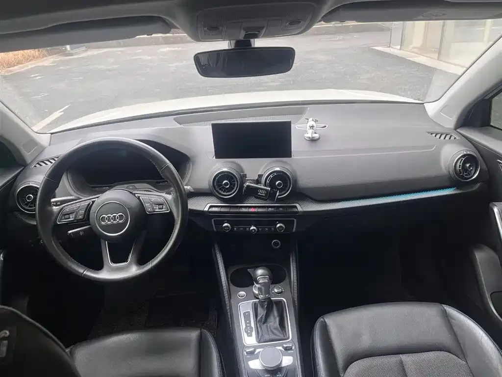 Audi Q2L e-tron 2021 из CN, фото 2