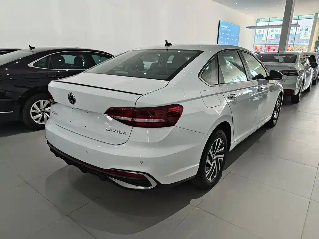 Volkswagen Lavida 2024 из CN, фото 7