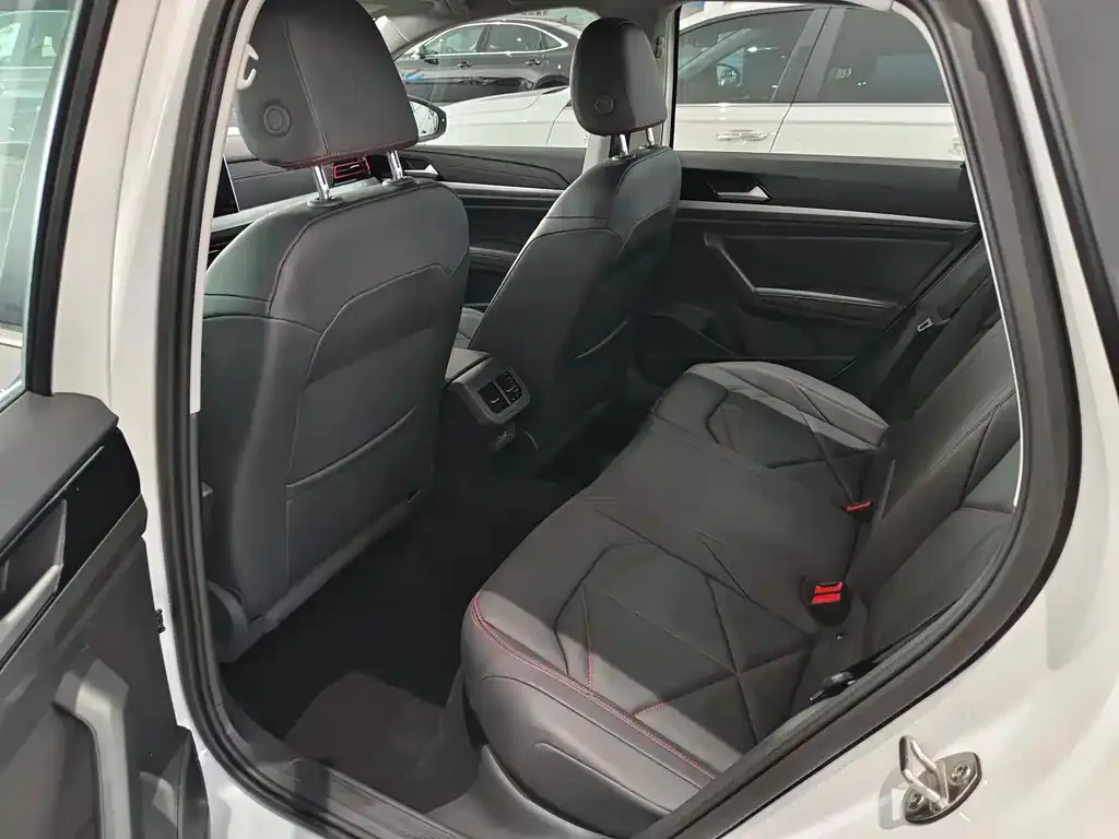 Volkswagen Lavida 2024 из CN, фото 10