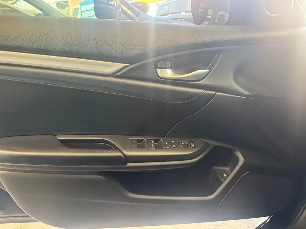 Honda Civic 2021 из CN, фото 6