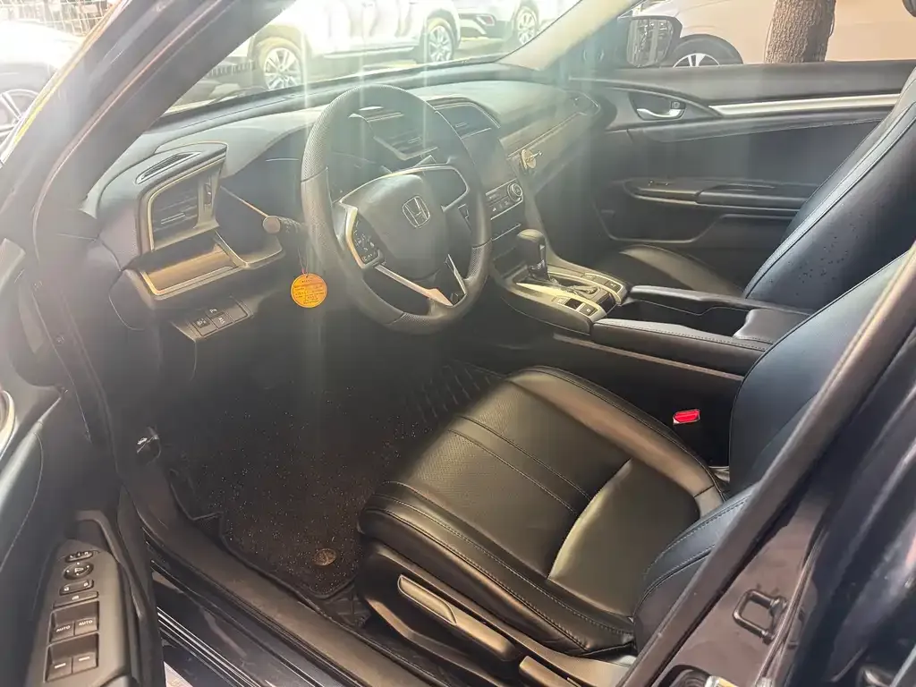 Honda Civic 2021 из CN, фото 4