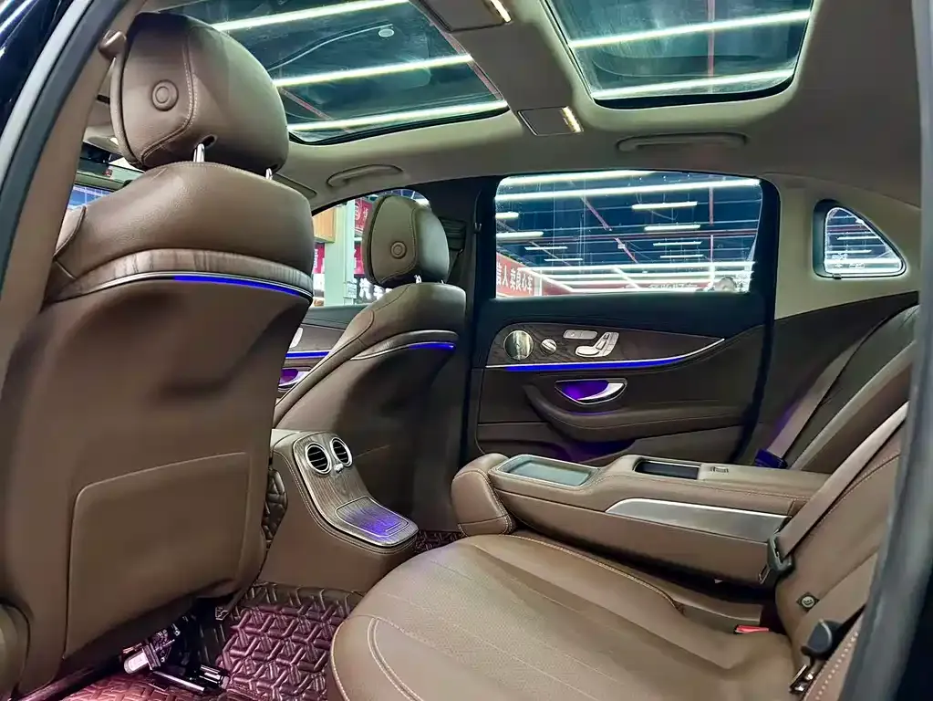 Mercedes-Benz E-Class 2022 из CN, фото 5
