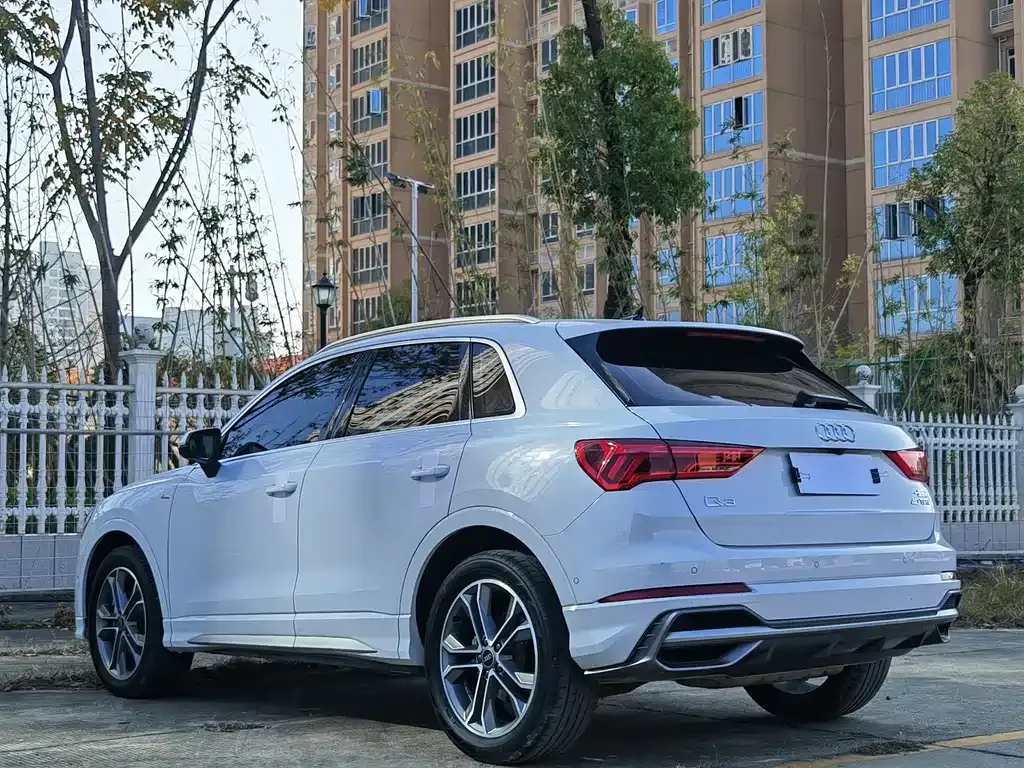 Audi Q3 — фото 2