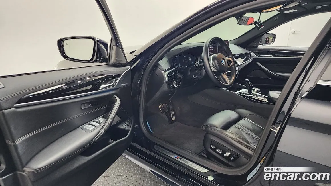 BMW 5-Series 2021 из KR, фото 5
