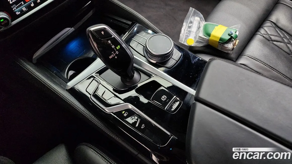 BMW 5-Series 2021 из KR, фото 2
