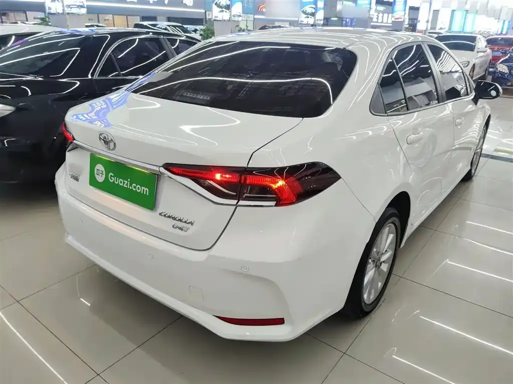 Toyota Corolla 2021 из CN, фото 10