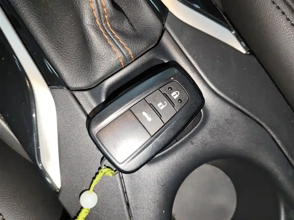 Toyota Corolla 2021 из CN, фото 6