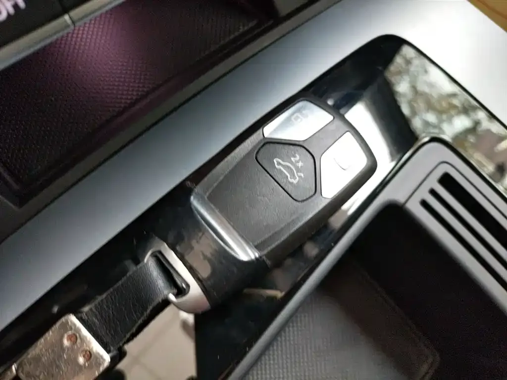Audi Q5L 2023 из CN, фото 6