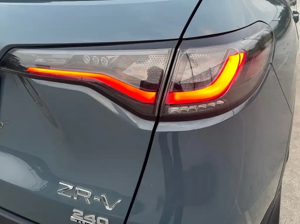 Honda ZR-V 2023 из CN, фото 3