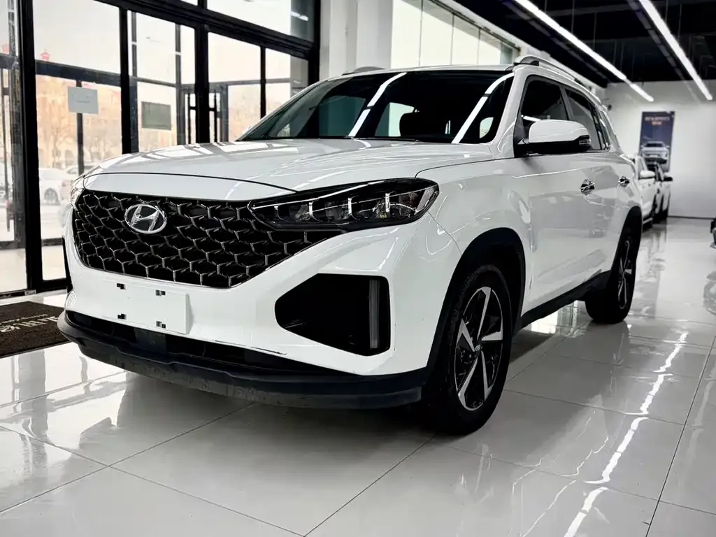 Hyundai ix35 — фото 1
