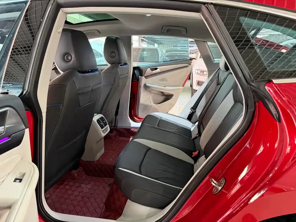 Volkswagen Lamando 2022 из CN, фото 7