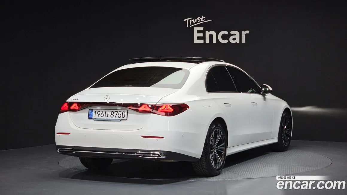 Mercedes-Benz E-Class 2024 из KR, фото 7