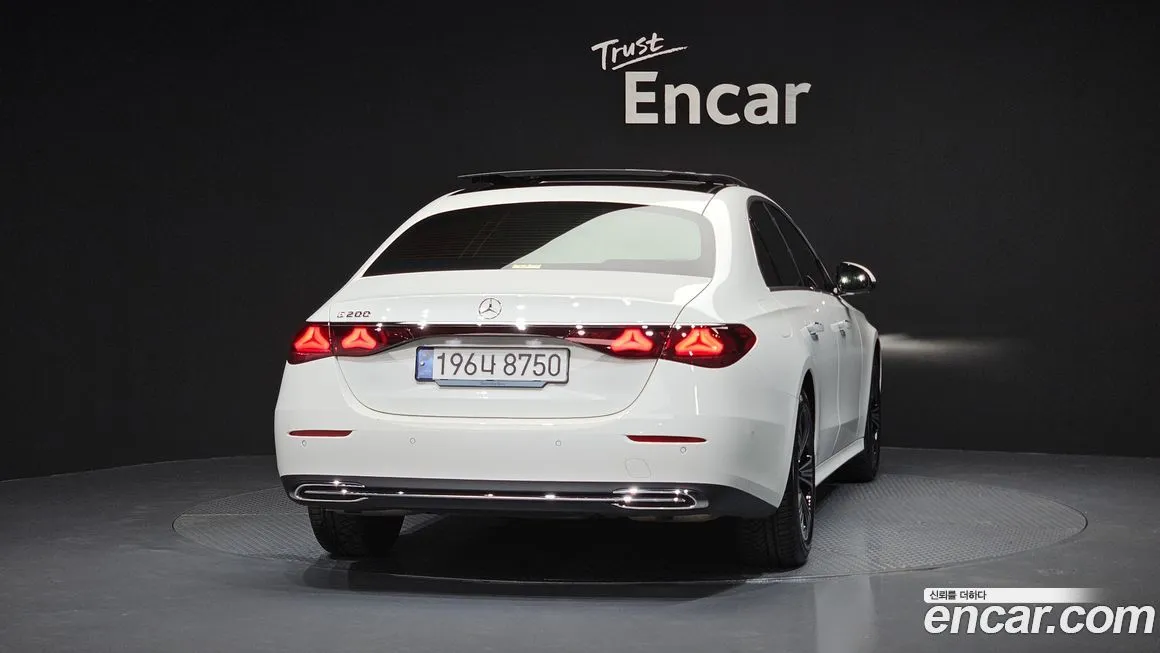 Mercedes-Benz E-Class 2024 из KR, фото 5
