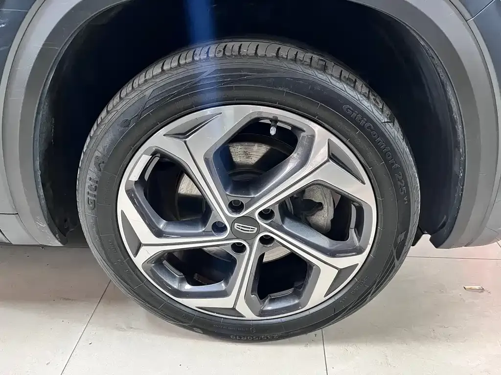 Geely Xingyue L 2022 из CN, фото 2