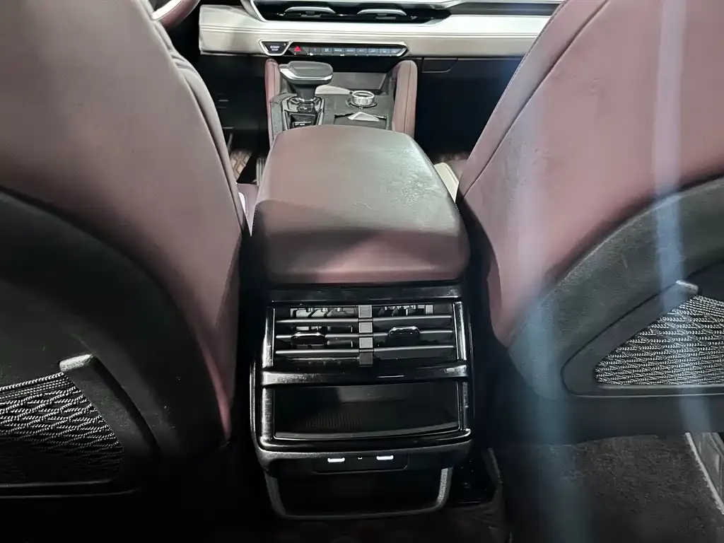 Geely Xingyue L 2022 из CN, фото 10