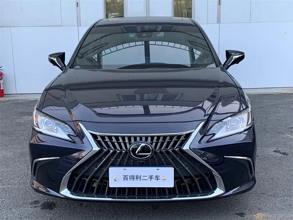 Lexus ES 2022 из CN, фото 8