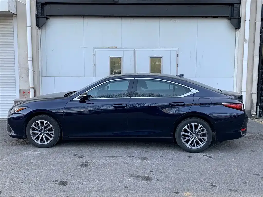 Lexus ES 2022 из CN, фото 5
