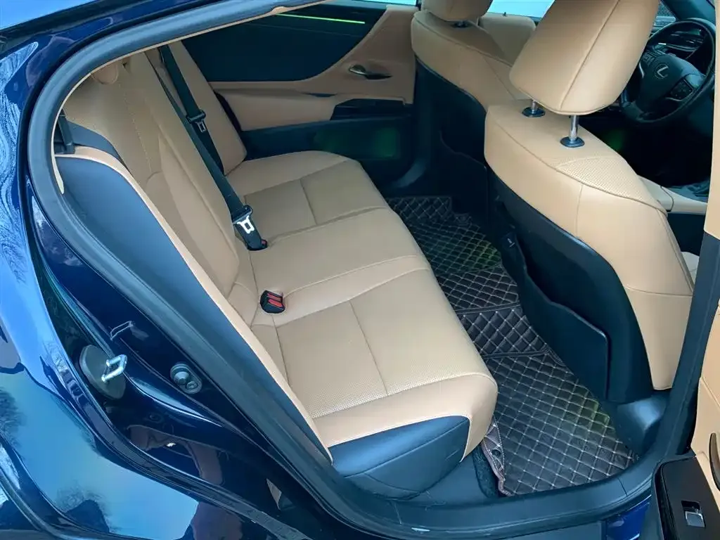 Lexus ES 2022 из CN, фото 6