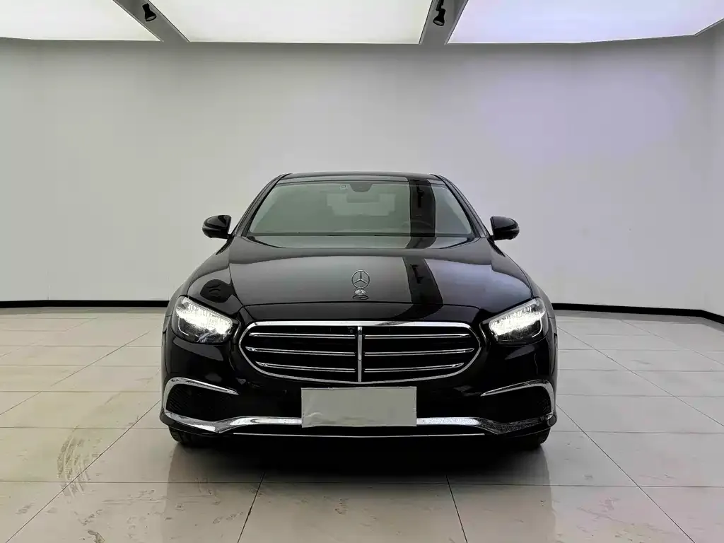 Mercedes-Benz E-Class 2022 из CN, фото 2