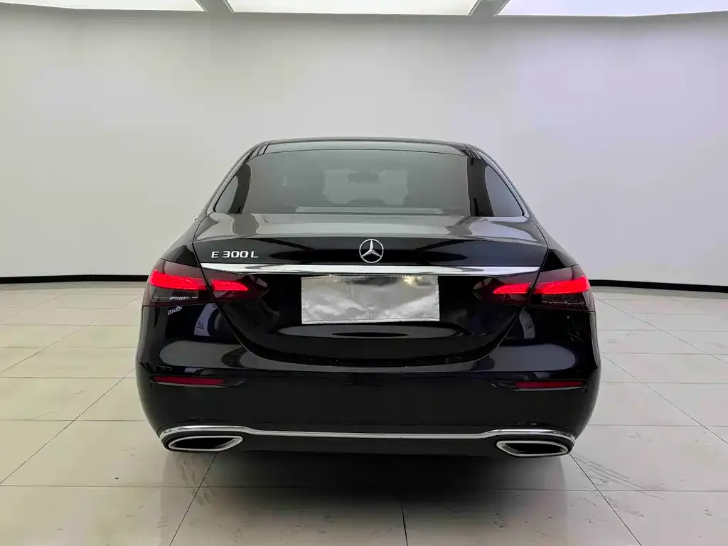 Mercedes-Benz E-Class 2022 из CN, фото 7
