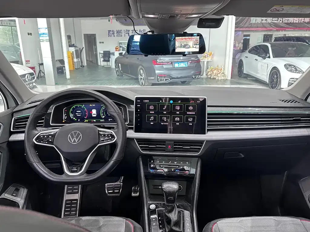 Volkswagen Tiguan L 2023 из CN, фото 8