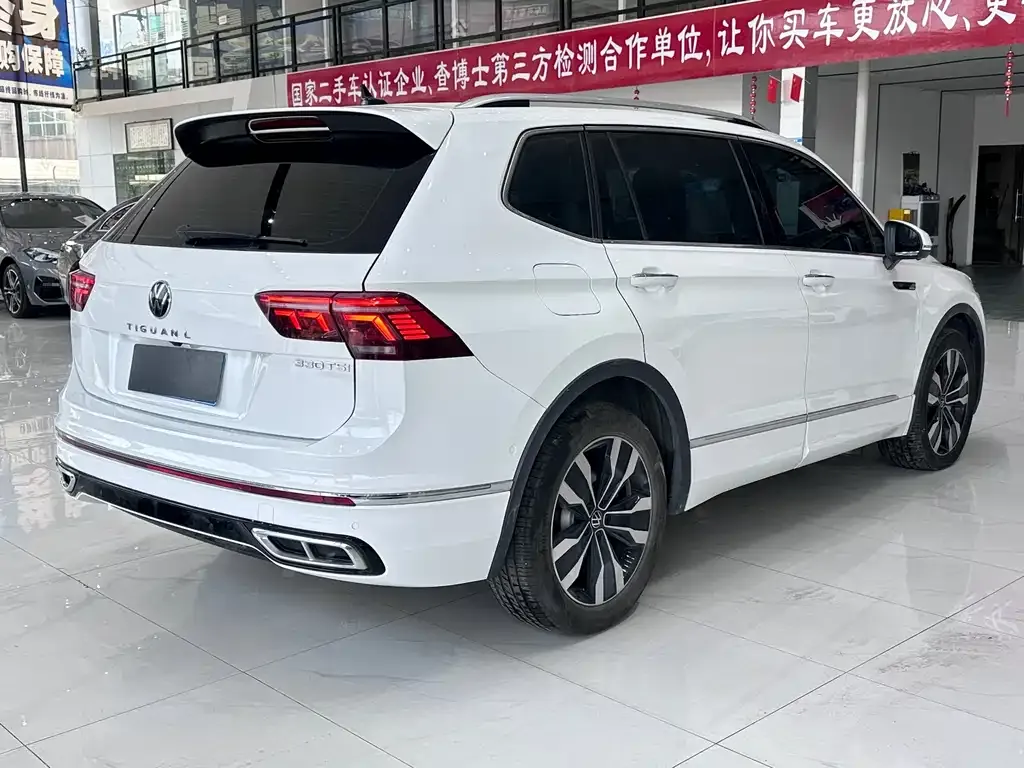 Volkswagen Tiguan L 2023 из CN, фото 3