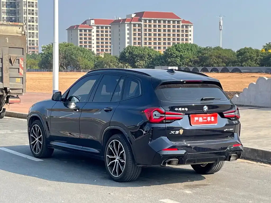 BMW X3 2024 из CN, фото 2