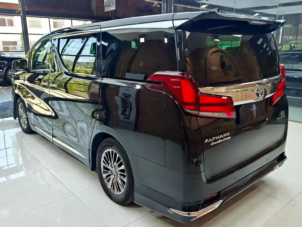 Toyota Vellfire 2021 из CN, фото 9