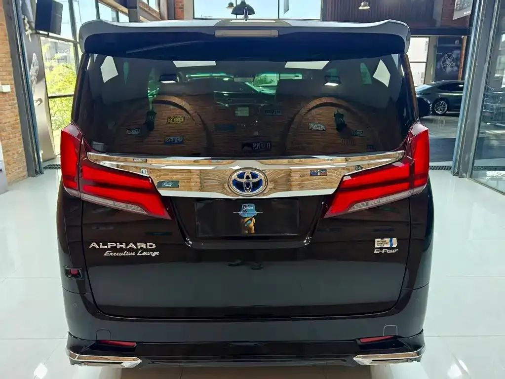Toyota Vellfire 2021 из CN, фото 5