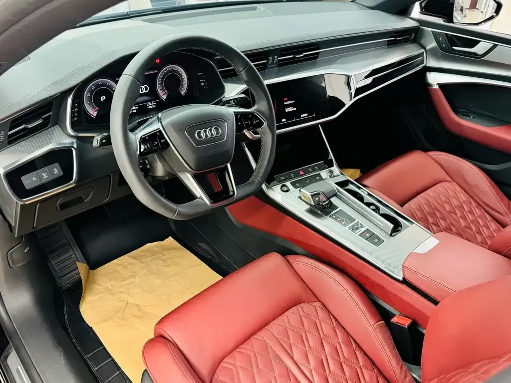 Audi A7L 2024 из CN, фото 9