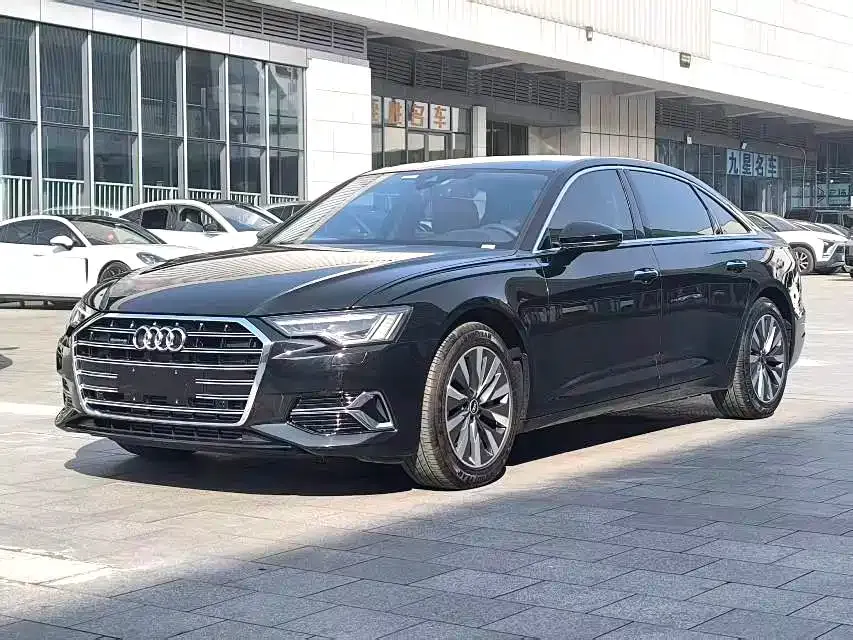 Audi A6L 2023 из CN, фото 1